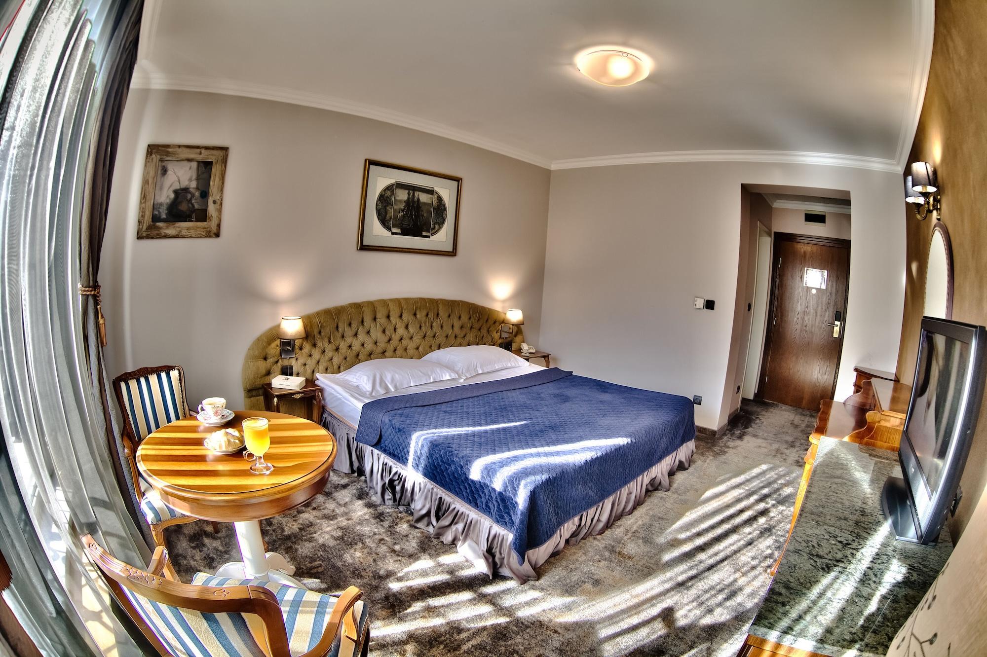 Meg-Lozenetz Hotel Sofia Bagian luar foto