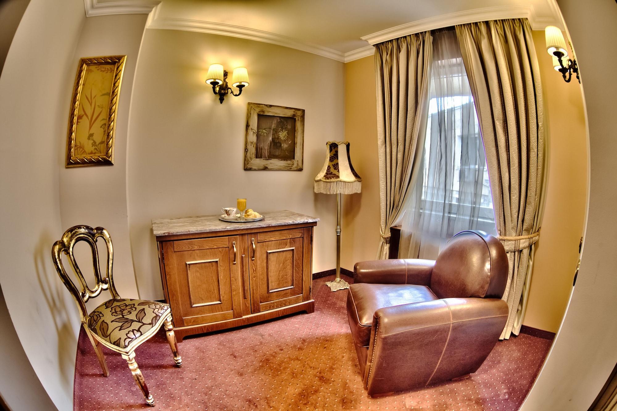 Meg-Lozenetz Hotel Sofia Bagian luar foto